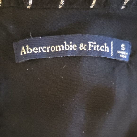 Abercrombie & Fitch Black and White Striped Jumpsuit - Picture 4 of 5